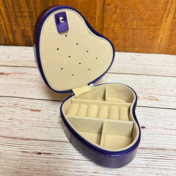 STELLA & MAX Heart Shaped Compact Jewelry Box - Purple - Picture 3 of 5